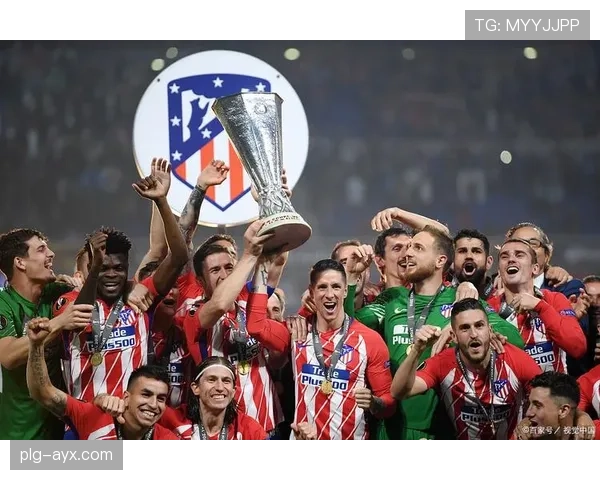 西汉姆联足总杯上演惊天逆转,顽强斗志点燃球迷热情 西汉姆联足总杯上演惊天逆转,顽强斗志点燃球迷热情