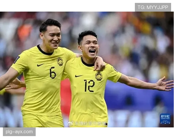 泰国国家队球迷狂热助威 东南亚足球氛围持续升温 泰国国家队球迷狂热助威 东南亚足球氛围持续升温